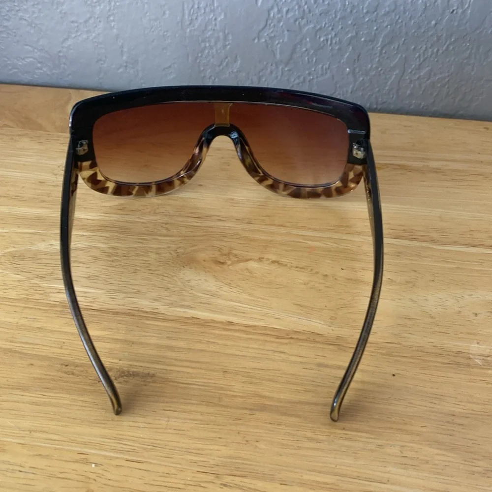Street west Celine style Big frame square sunglasses
